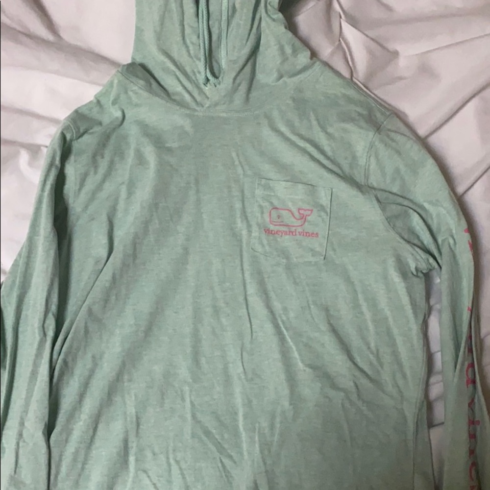 Vineyard vines hoodie